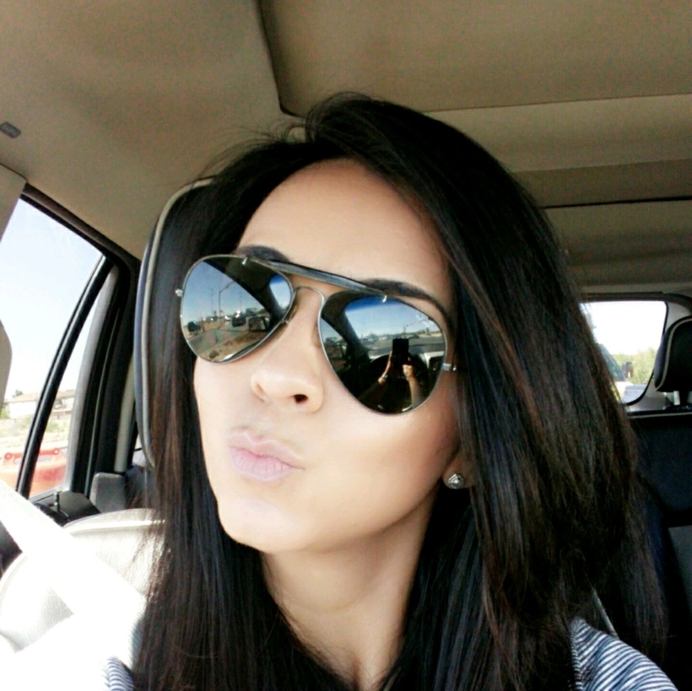 Meet your Posher, Victoria